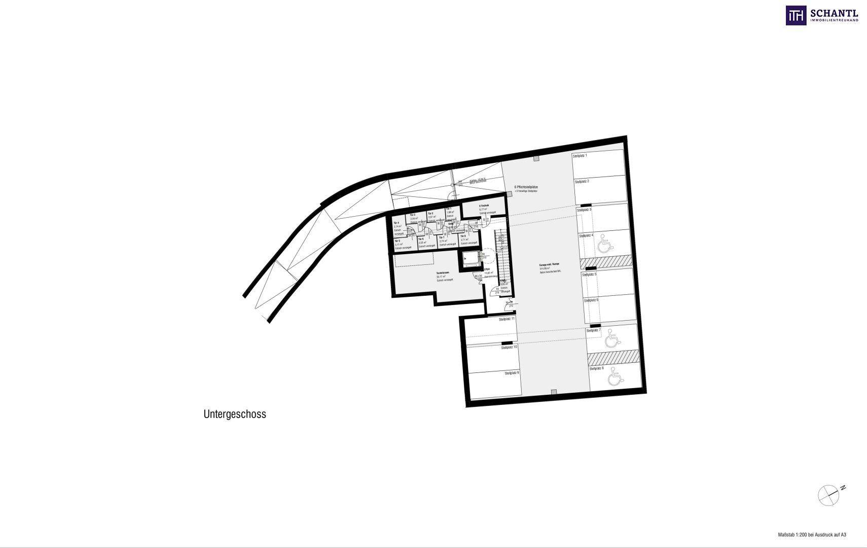 Grundriss des Untergeschosses mit Tiefgaragenstellplätzen und Abstellräumen.