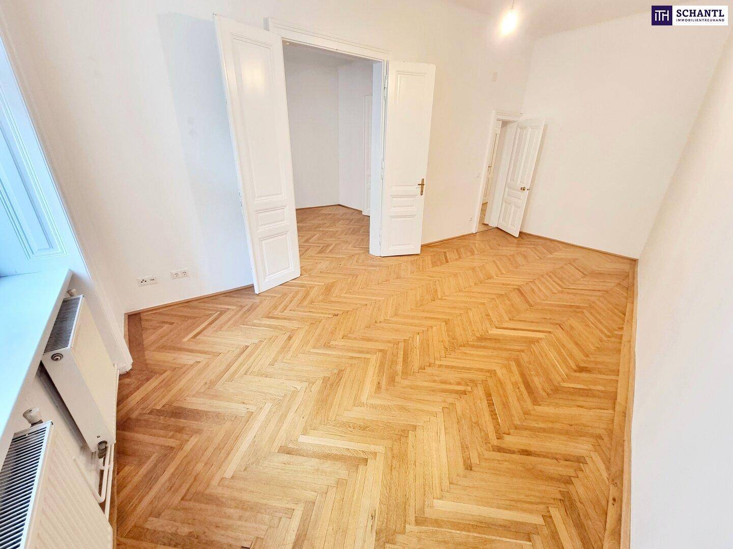 Altbau wie man ihn liebt! Währing von seiner besten Seite! Traumhaft saniertes Altbauhaus + Ruhige Seitengasse + Super beliebtes Grätzl! Viel Grün + Viel Charme! Jetzt zugreifen! - Więcej