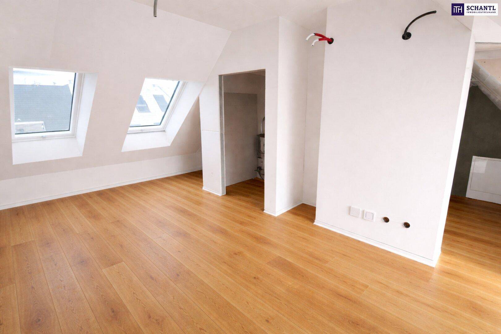 Stilvolle Dachgeschoss-Maisonettewohnung mit 2 Schlafzimmern und 2 Bädern im rundum sanierten Haus – effiziente Luftwärmepumpe &amp; Klimaanlage – überzeugen Sie sich bei einer Besichtigung - Ansicht 2