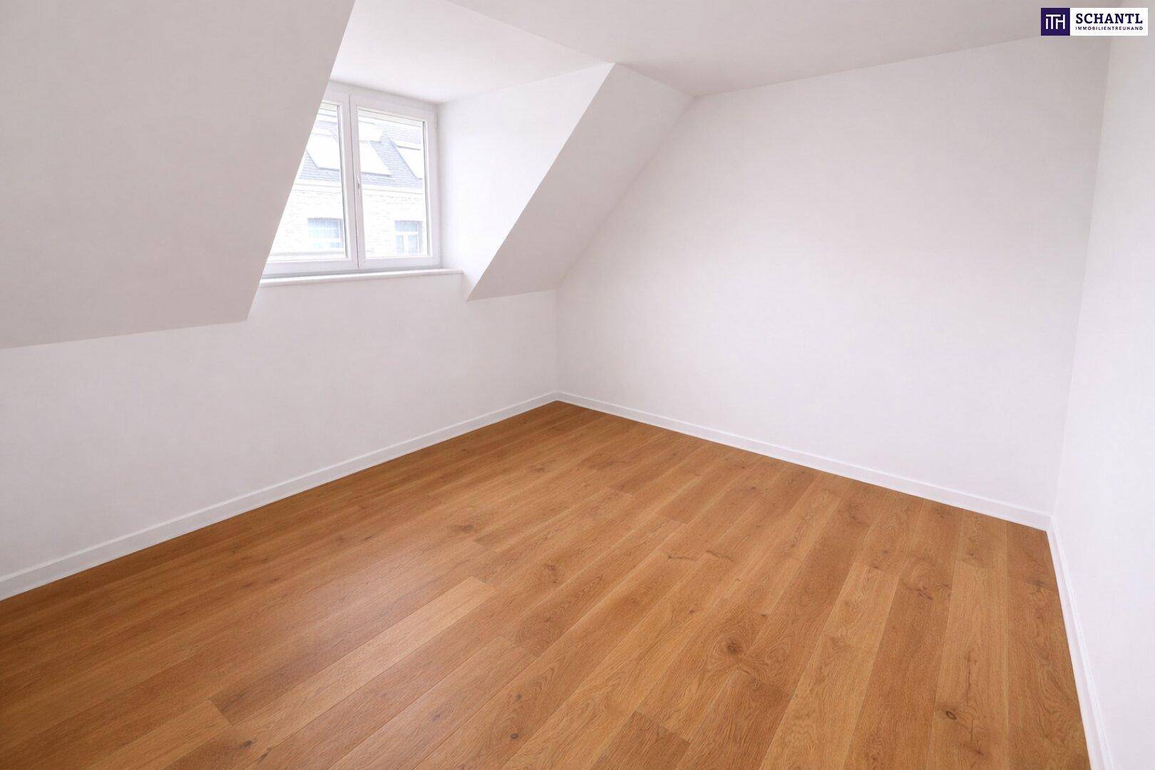 Stilvolle Dachgeschoss-Maisonettewohnung mit 2 Schlafzimmern und 2 Bädern im rundum sanierten Haus – effiziente Luftwärmepumpe &amp; Klimaanlage – überzeugen Sie sich bei einer Besichtigung - Ansicht 5