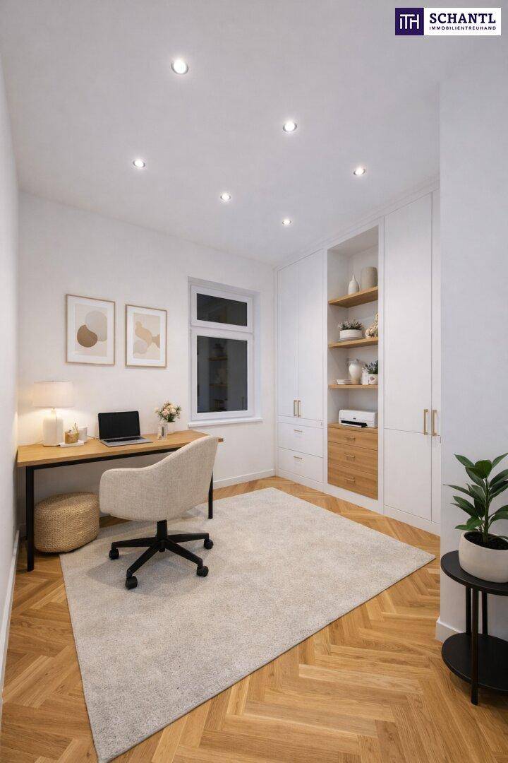 Funktionales Home-Office mit Einbauschränken, Schreibtisch und Fischgrätparkettboden.