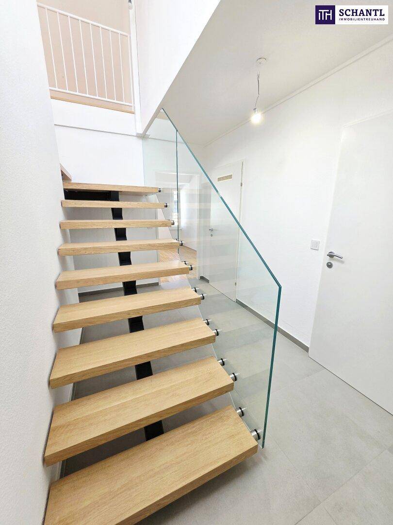 Traumblick - Ihr Logenplatz über der Stadt! Wohnen im Dachgeschoss mit WOW-Effekt! Traumhaft saniertes Altbauhaus + Hofseitige Terrasse + Tolle Infrastruktur und Anbindung + Lebensqualität pur! – pohled 5