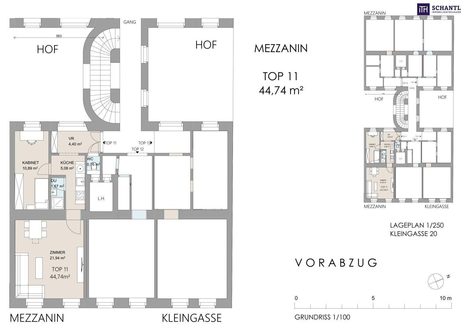 Grundriss der Mezzanin-Wohnung Top 11 mit 44,74 m² und Hofblick, inklusive Küche und Bad.