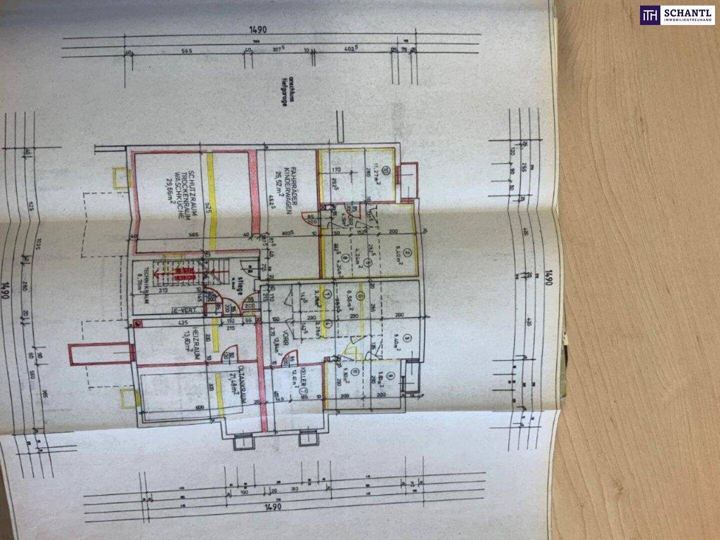 Grundriss des Untergeschosses mit Kellerabteilen und verschiedenen Nutzräumen.