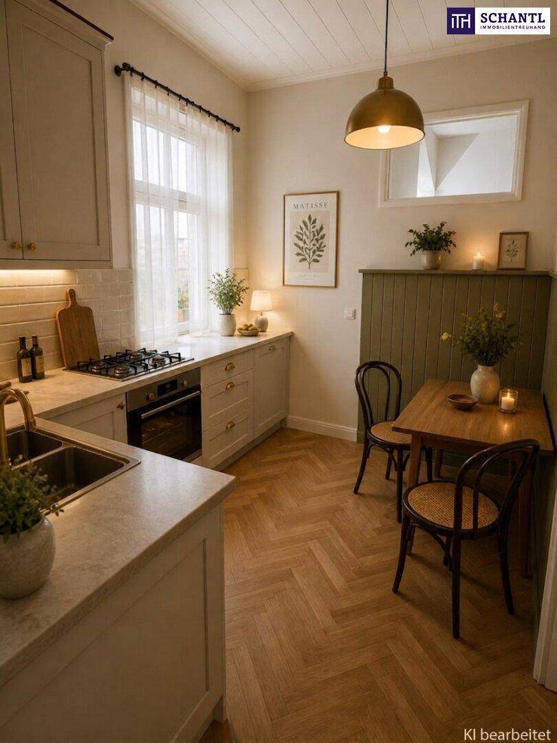Helle Küche mit Gasherd, Holzboden und einem kleinen Essbereich, ideal für gemütliche Mahlzeiten.