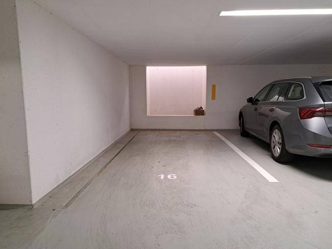 Tiefgaragenplatz der zusätzlich angemietet werden kann