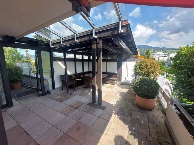 überdachte Terrasse