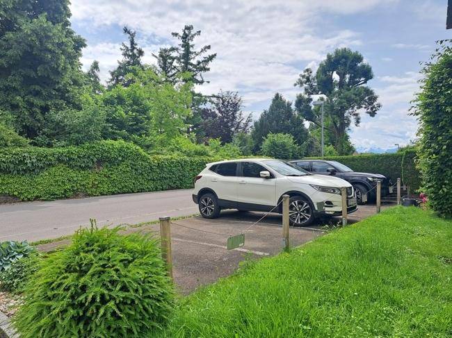Besucherparkplatz