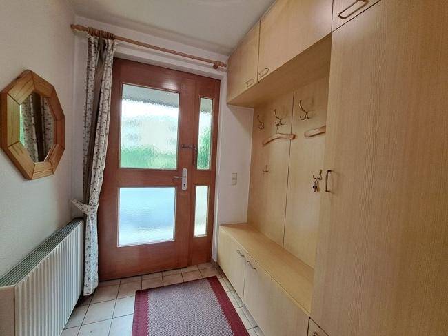 Eingang / Garderobe