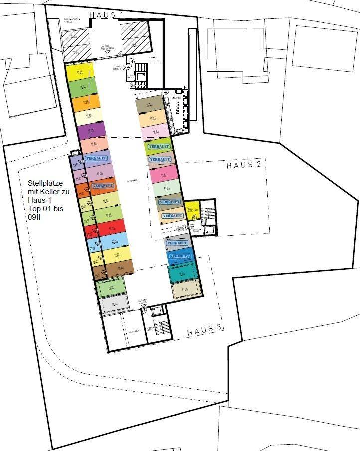 Lageplan der Gebäude Haus 1, Haus 2, Haus 3 mit eingezeichneten Stellplätzen und Kellern.