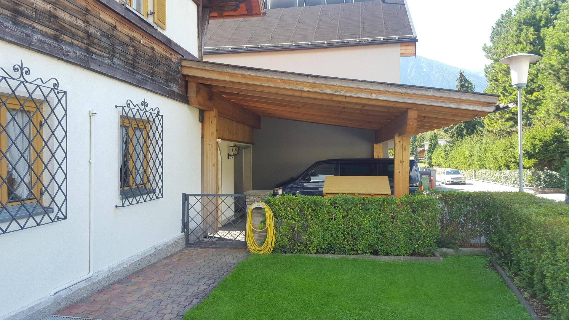 Carport