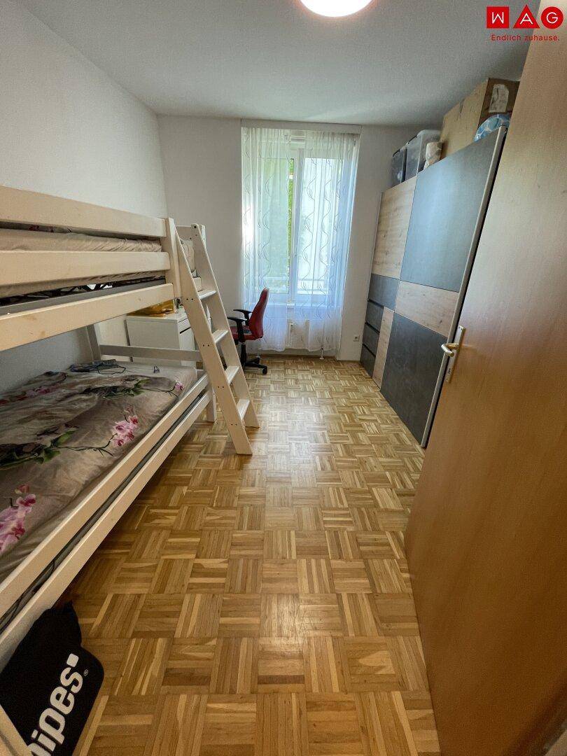 Kinderzimmer/Bürozimmer