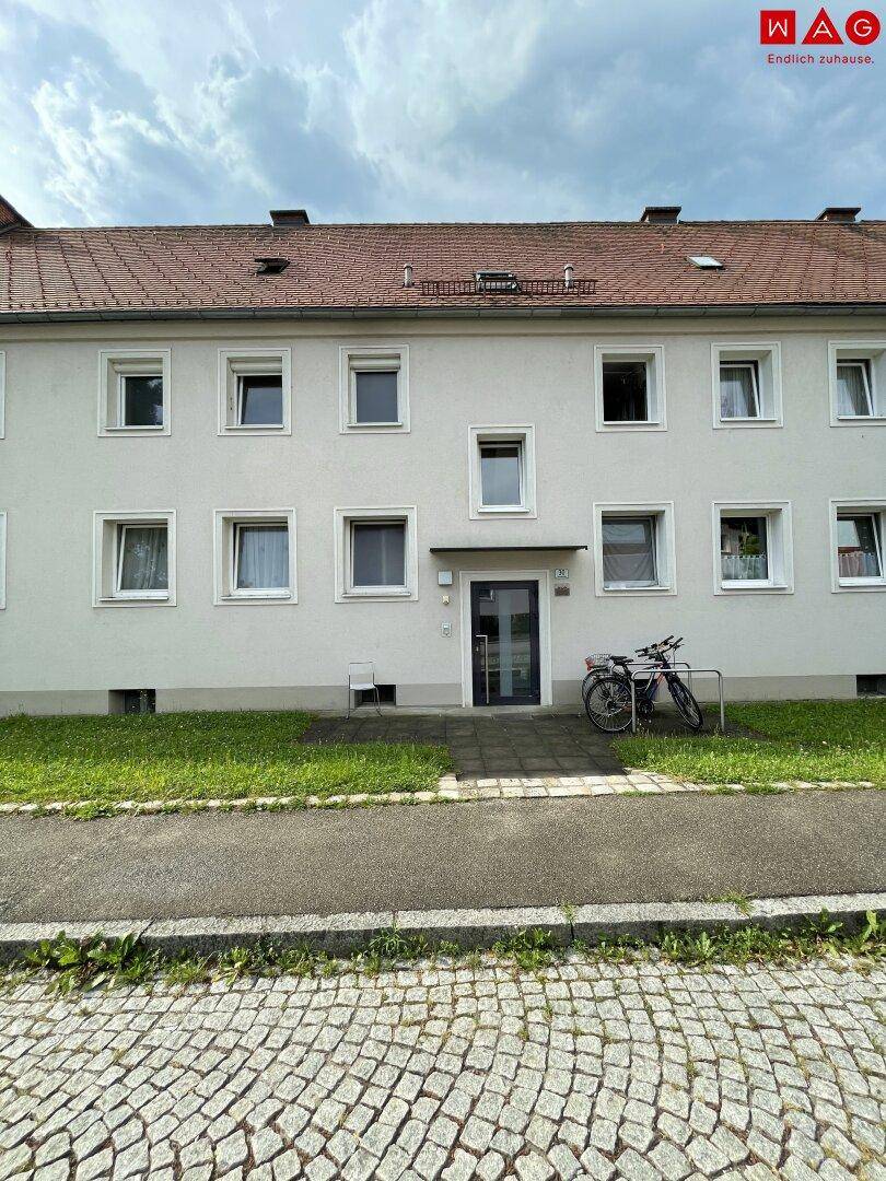 https://pictures.immobilienscout24.de/prod.www.immobilienscout24.at/pictureserver/loadPicture?q=70&id=012.0012000001E83jg-1730381470-8b09075d07d44ad7aa9044d7eb5cdd6e