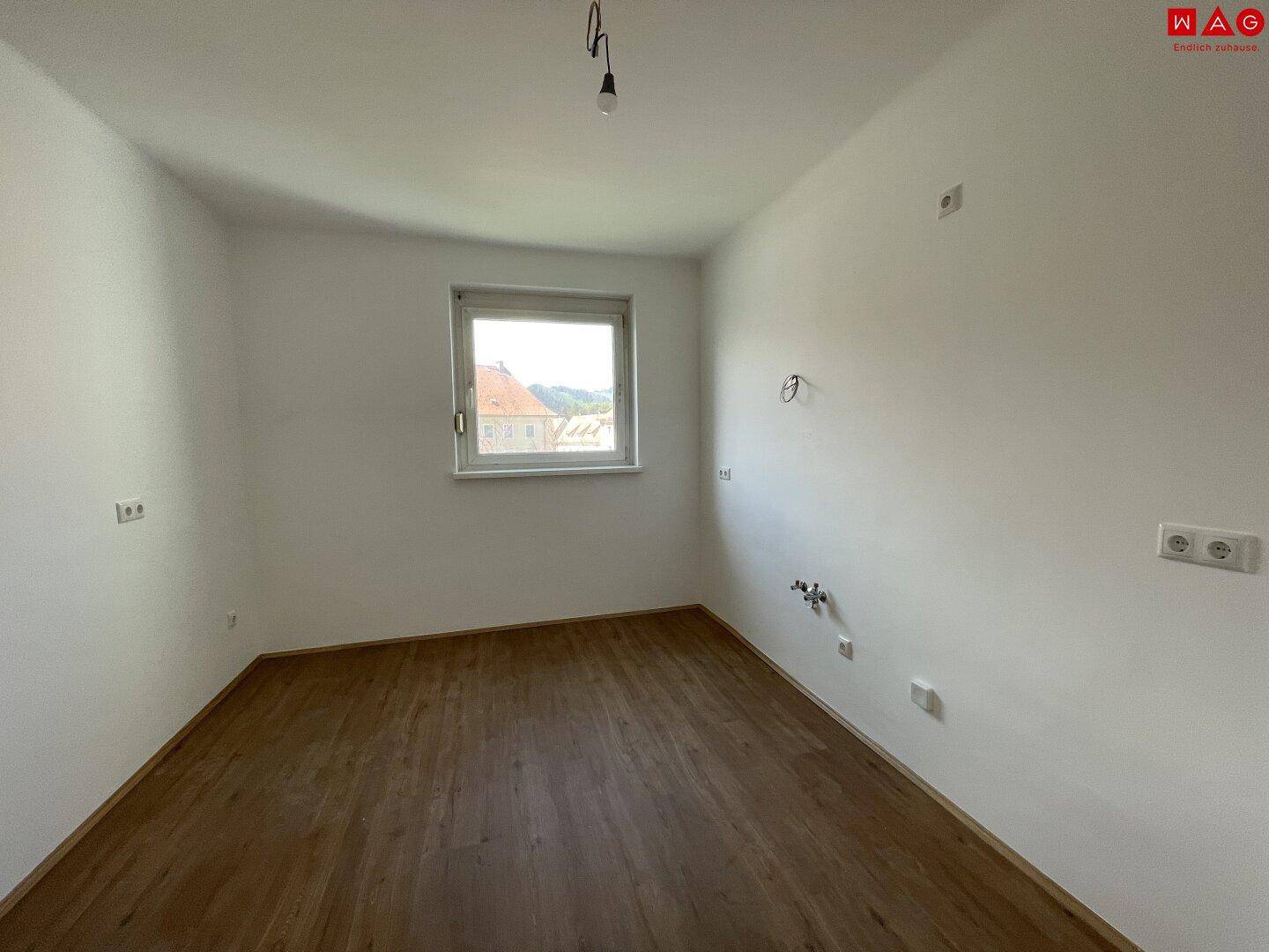 Licht durchflutete 3 Zimmerwohnung mit sonnigem Balkon! - Mehr
