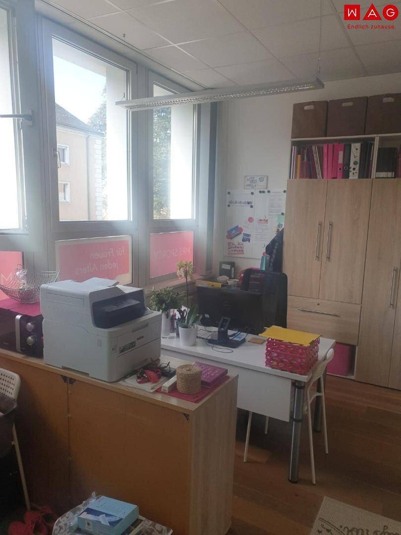 Mitarbeiterraum Büro