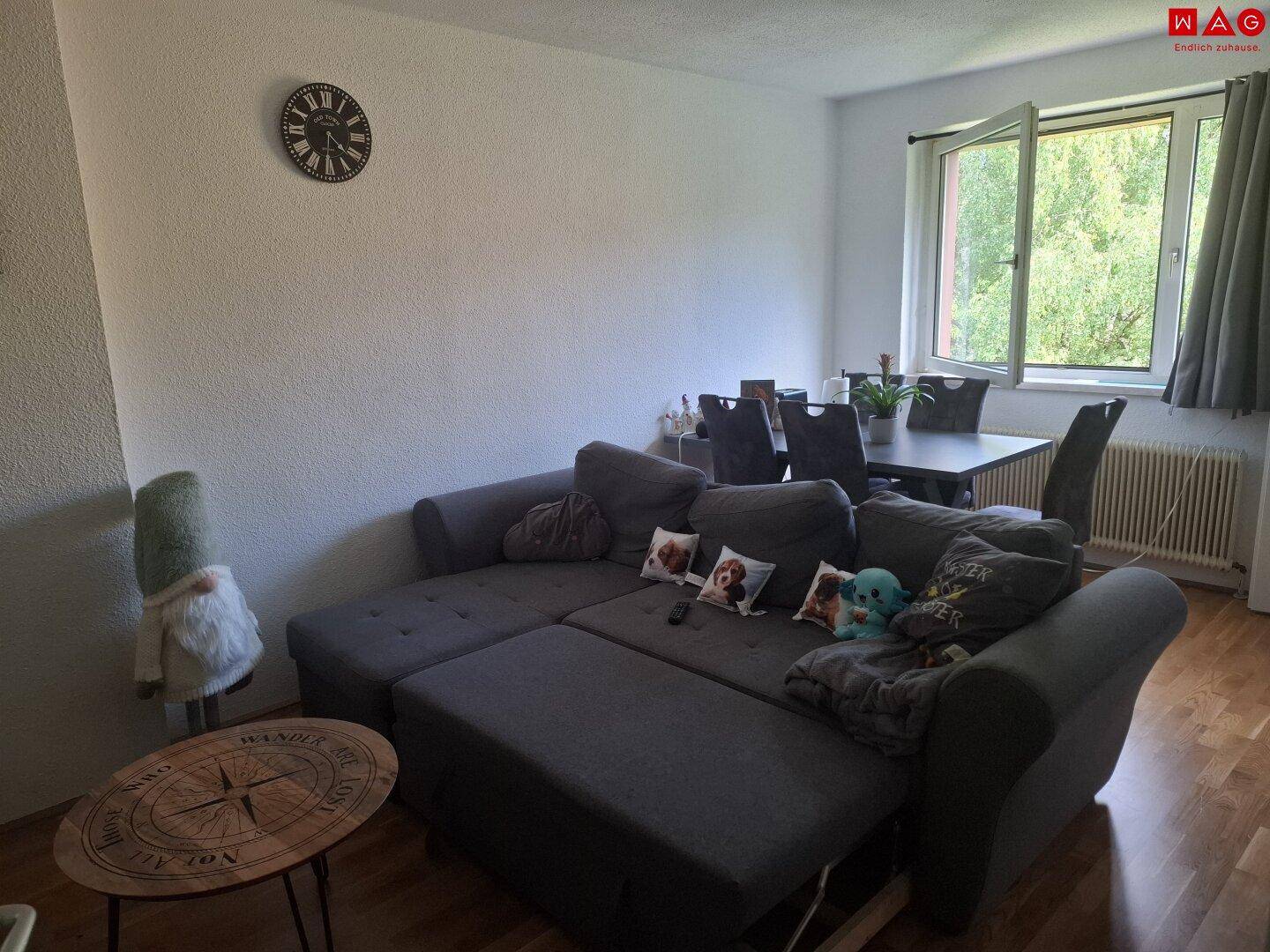 Wohnzimmer 02