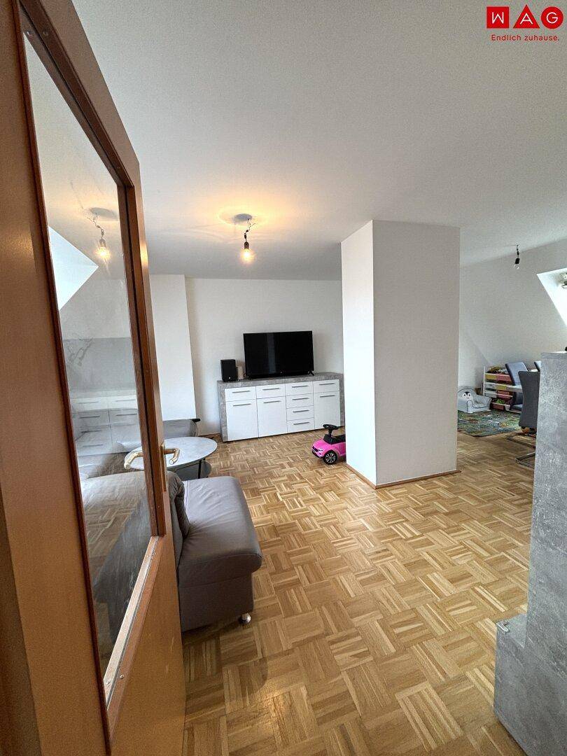 Wohnzimmer/Esszimmer