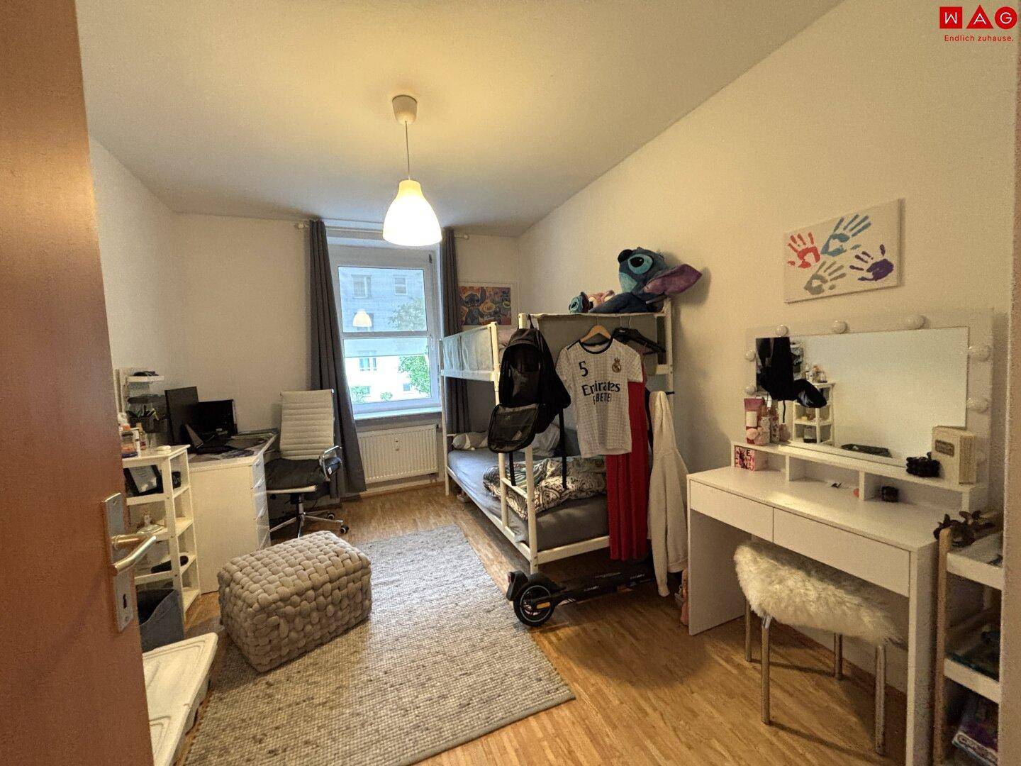Kinderzimmer/Bürozimmer