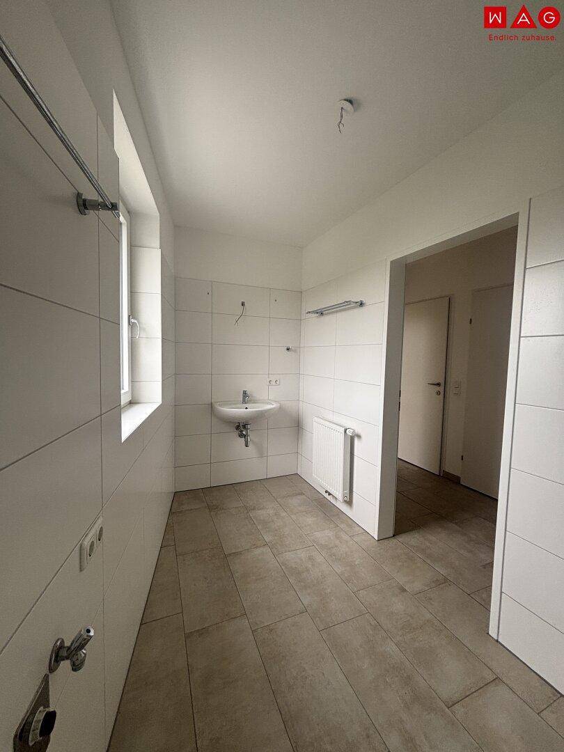Badezimmer (VOR SANIERUNG)