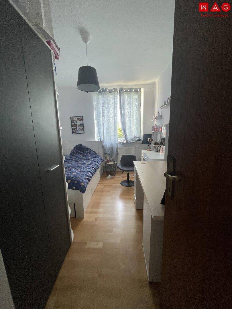 Kinderzimmer/Bürozimmer