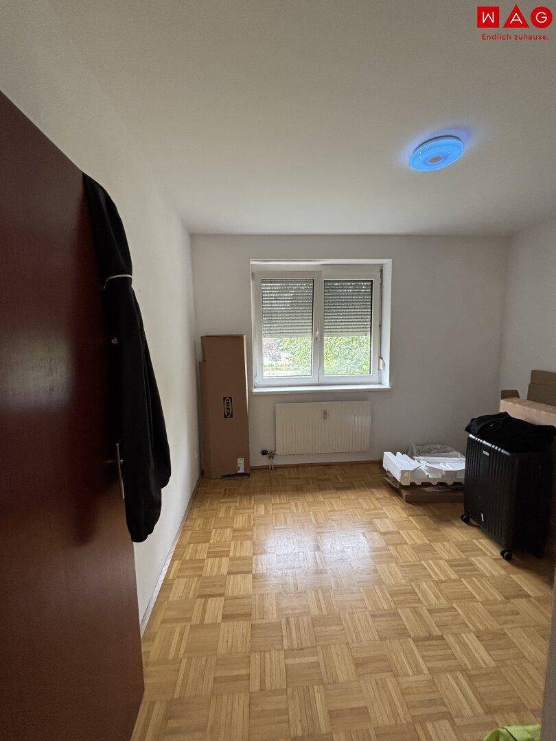 Kinderzimmer/Bürozimmer
