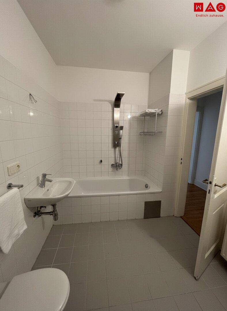 Badezimmer mit Toilette