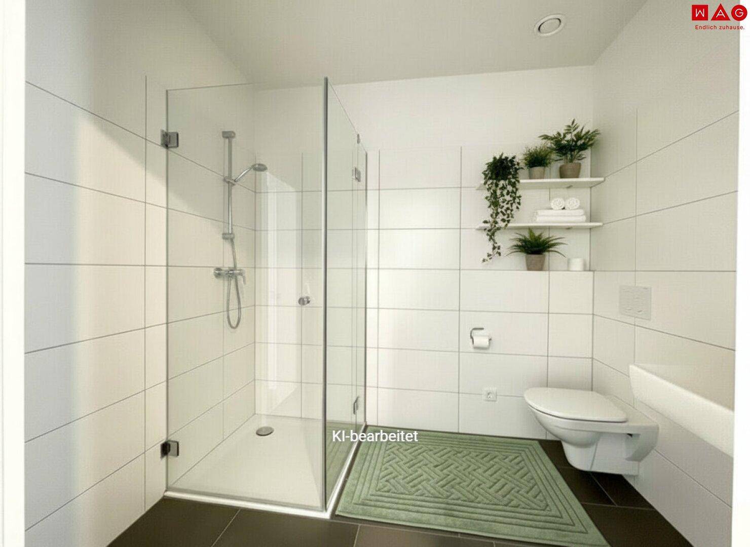Modernes Badezimmer mit begehbarer Dusche, WC und weißen Fliesen, hell und geräumig.
