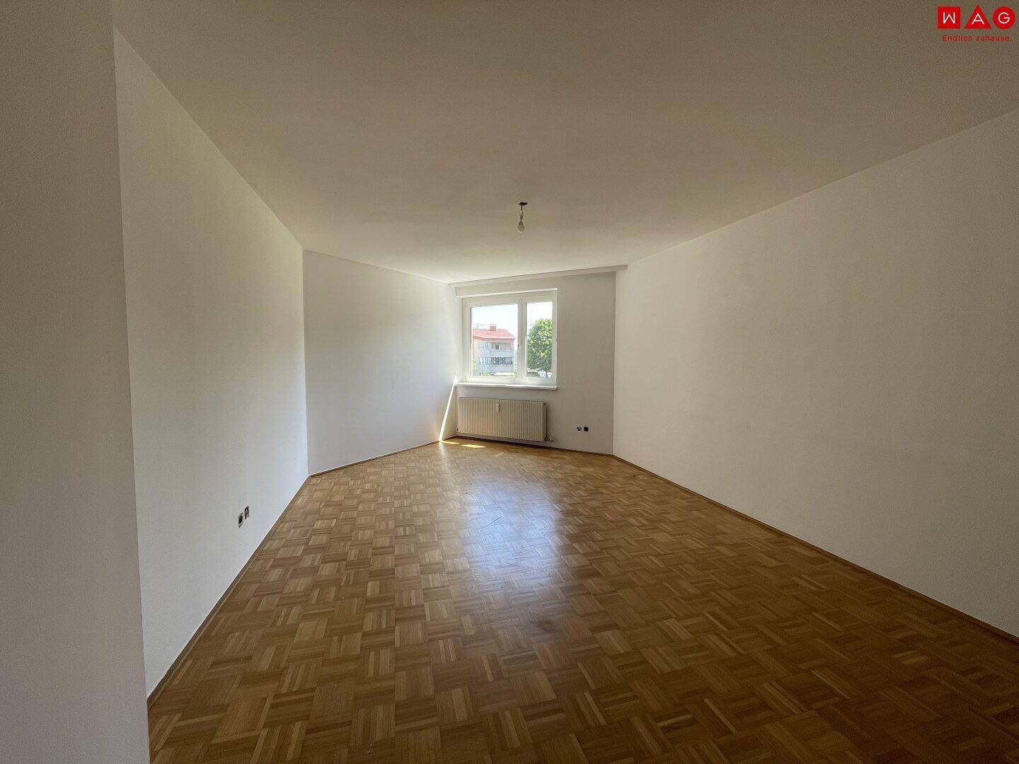 Geräumige 3-Zimmer-Wohnung mit toller Aufteilung und guter Infrastruktur in Linz/Wegscheid - Eigener TG-Abstellplatz - ACHTUNG Mietvertrag wird auf 10 Jahre befristet abgeschlossen! - Ansicht 4