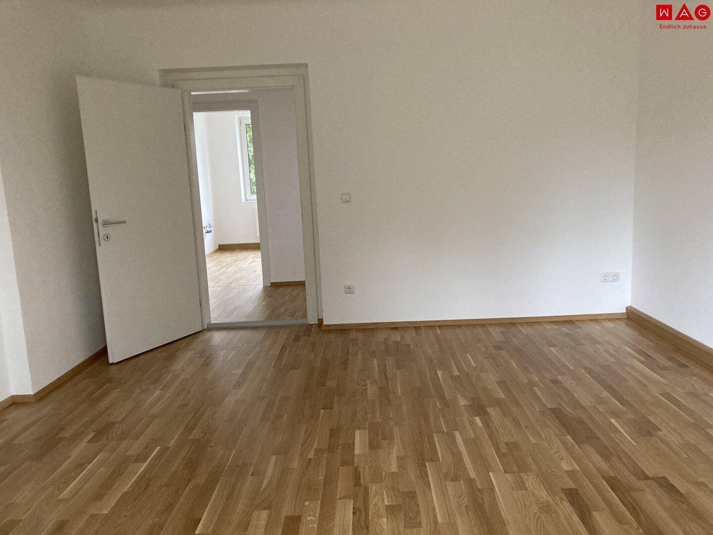 Moderne Familienwohnung mit Balkon am ruhigen Stadtrand in Steyr Münichholz: ideale Kombination aus Wohnqualität und perfekter Infrastruktur! Verfügbar ab August! - Widok 5