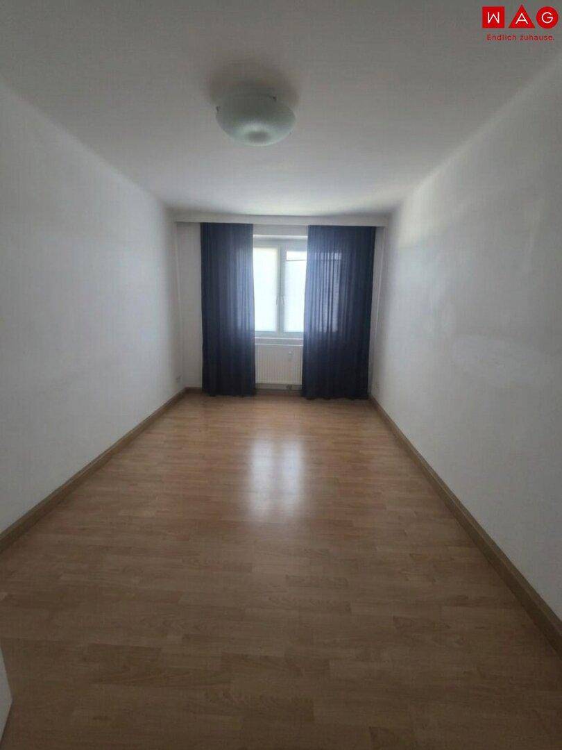 Kinderzimmer/Bürozimmer