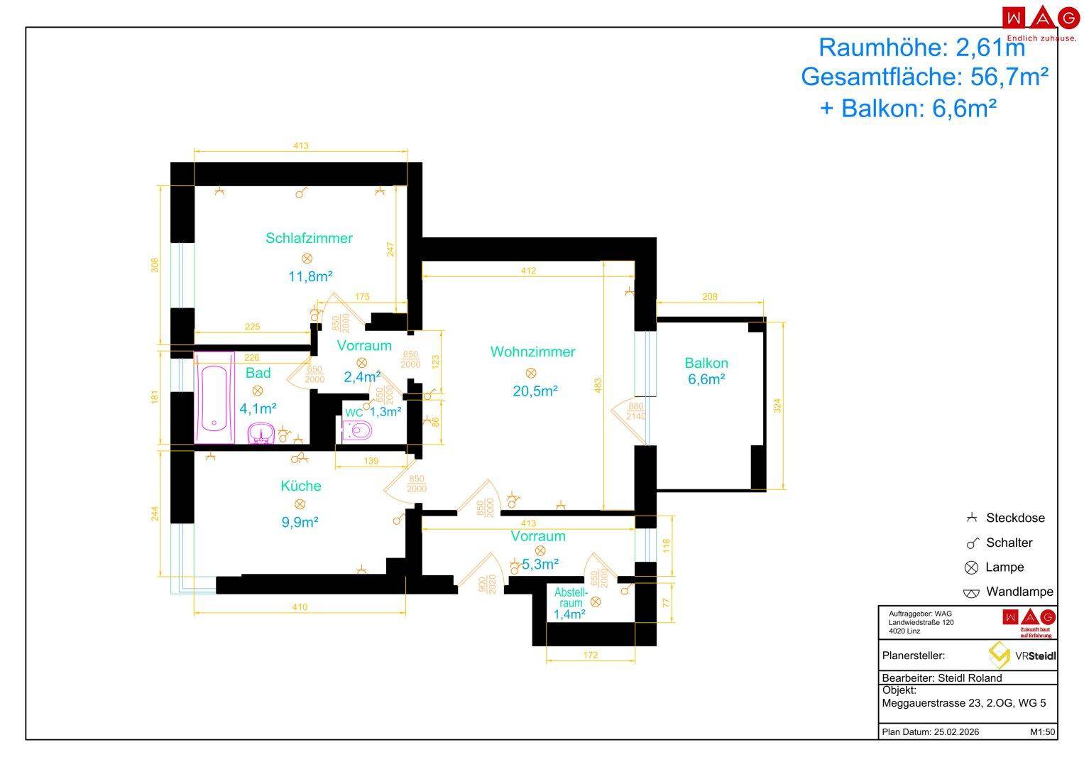 Grundriss der Wohnung mit Schlafzimmer, Wohnzimmer, Küche und Balkon, übersichtlich dargestellt.