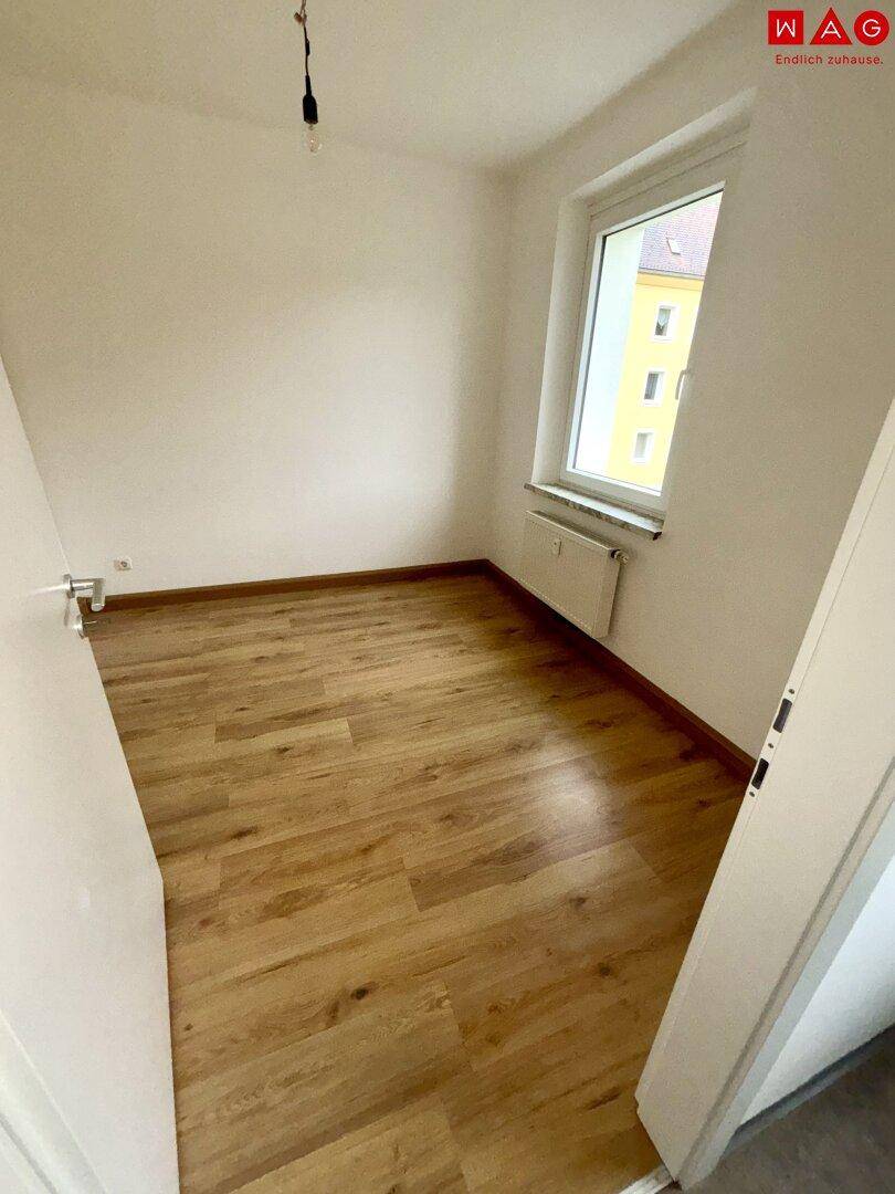 Kinderzimmer / Esszimmer / Büro