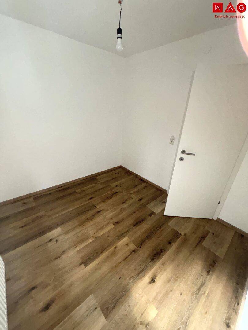 Kinderzimmer / Esszimmer / Büro 2