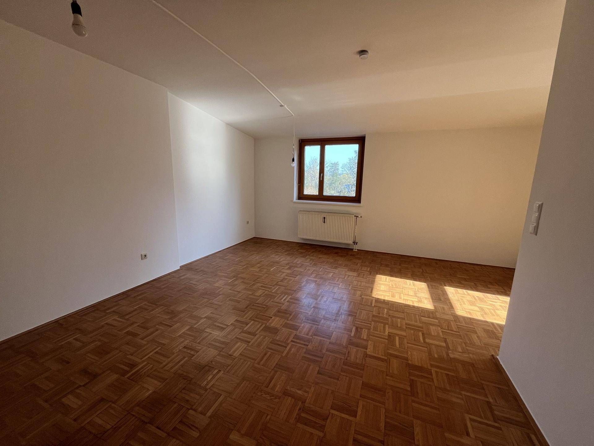 Schöne 3-Zimmer-Wohnung mit idyllischem Badesee in der Nähe - geförderte Miete ODER geförderte Miete mit Kaufoption - 3 Zimmer - Ansicht 5