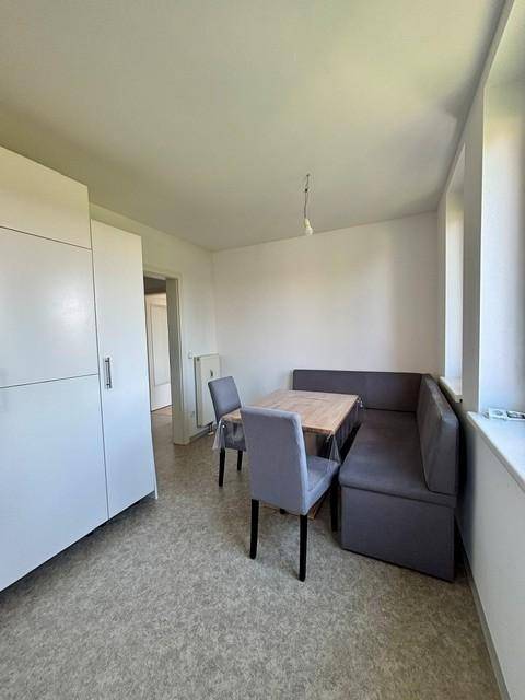 Wunderschöne 2-Zimmer-Wohnung mit Küche und Balkon - geförderte Miete - 2 Zimmer – pohled 4