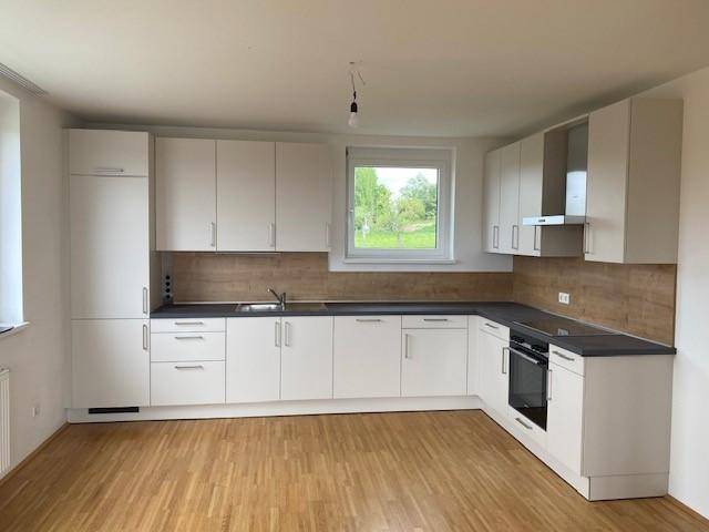 MEGA - 4-Zimmer-Wohnung mit riesigem Balkon, Küche und Carportparkplatz - geförderte Miete ODER geförderte Miete mit Kaufoption - 4 Zimmer - Ansicht 2