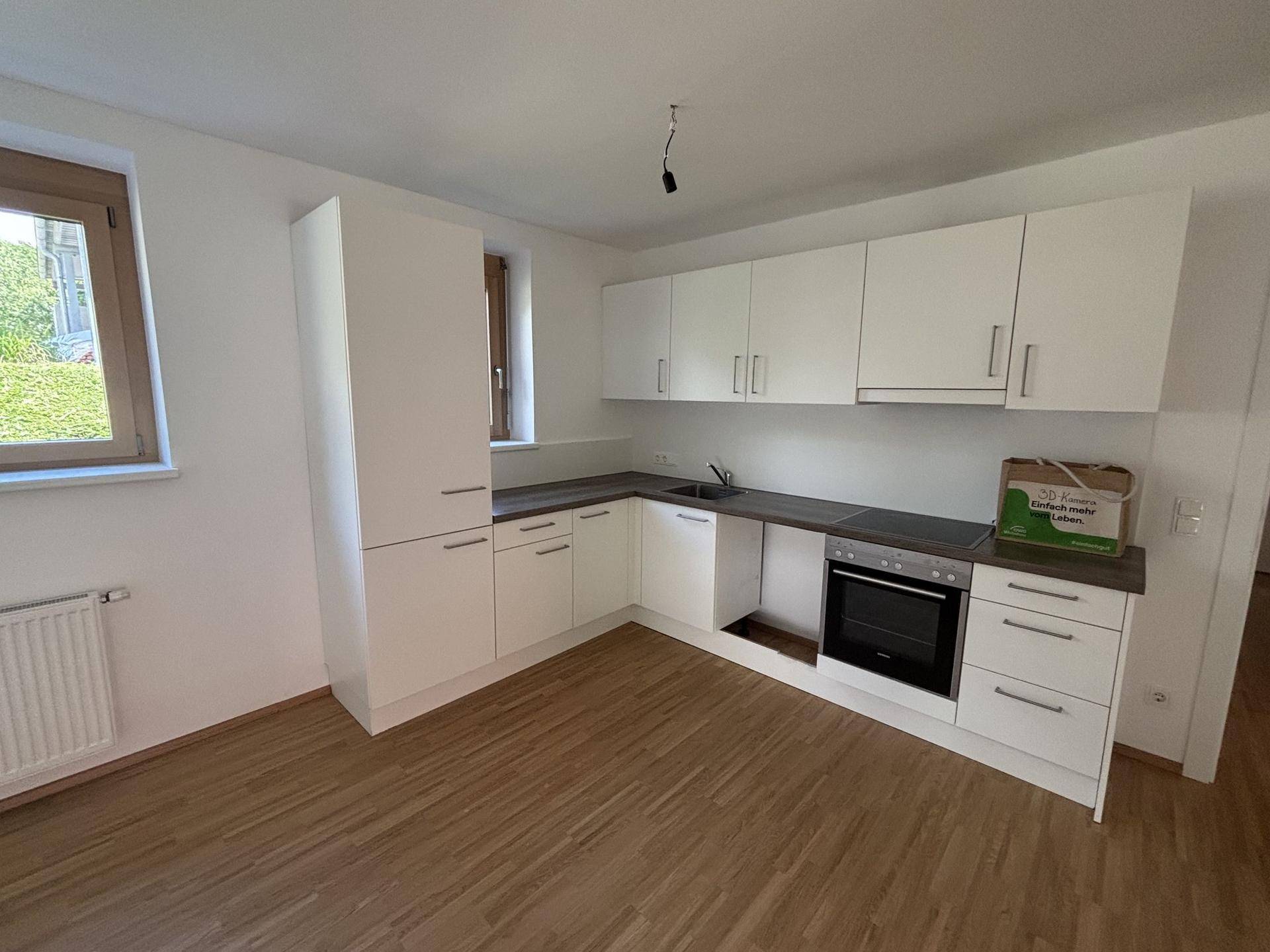 3-Zimmer- Wohnung im Erdgeschoss mit Einbauküche - geförderte Miete - 3 Zimmer - Mehr