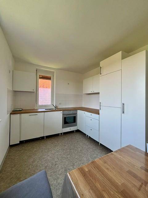 Wunderschöne 2-Zimmer-Wohnung mit Küche und Balkon - geförderte Miete - 2 Zimmer – pohled 5