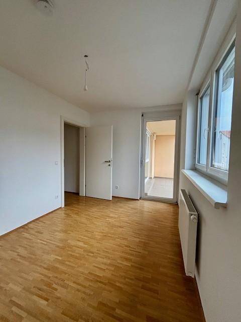 Helle 3-Zimmer-Wohnung mit Balkon und Tiefgaragenparkplatz - geförderte Miete ODER geförderte Miete mit Kaufoption - 3 Zimmer - Widok 4