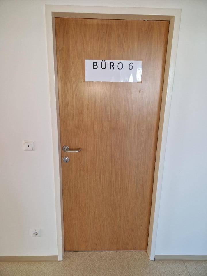 Eingang-Buero-6
