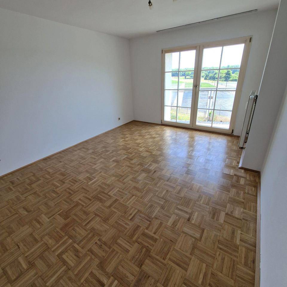 Schlafzimmer-mit-Balkon