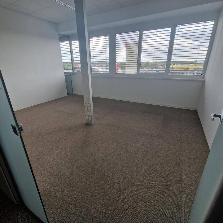 EXKLUSIVE BÜROFLÄCHEN | 100 m² - 555 m² | m² ab 8,00 € - Ansicht 4