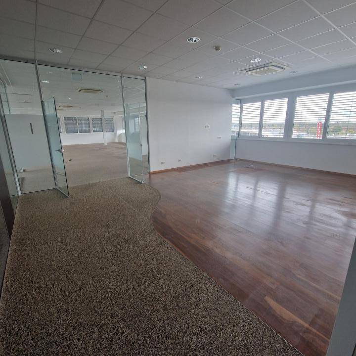 EXKLUSIVE BÜROFLÄCHEN | 100 m² - 555 m² | m² ab 8,00 € - Mehr