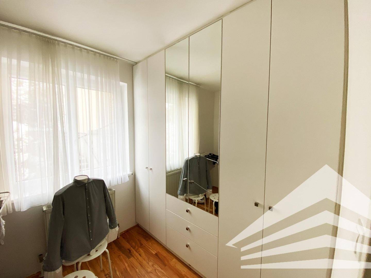 Schrankraum/Homeoffice