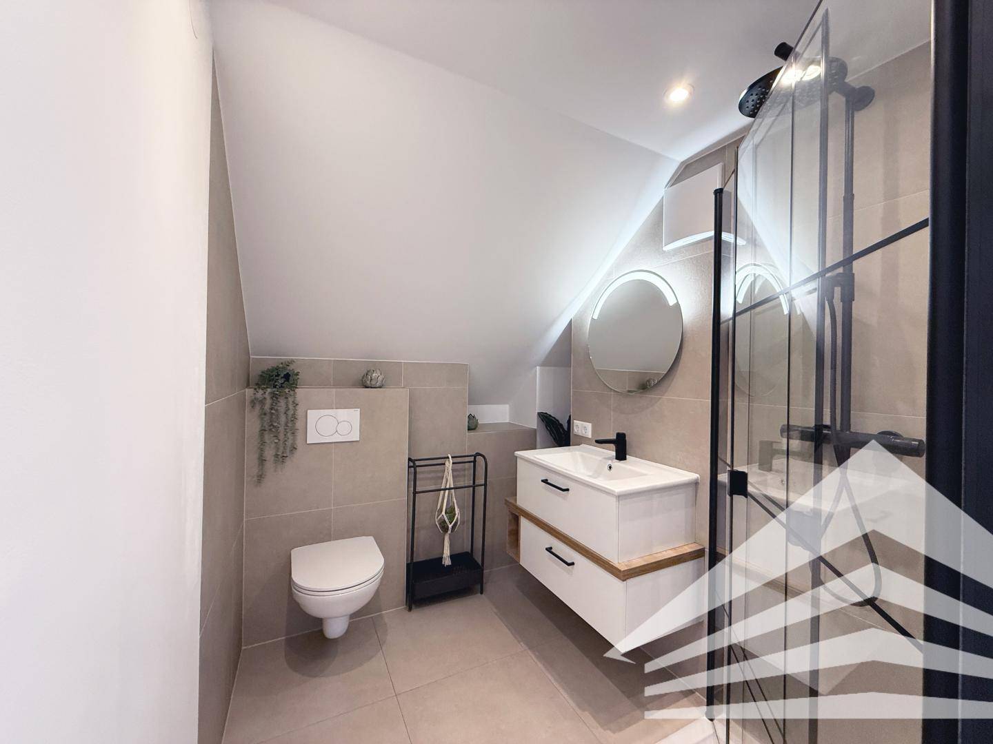 Badezimmer inkl. WC OG.