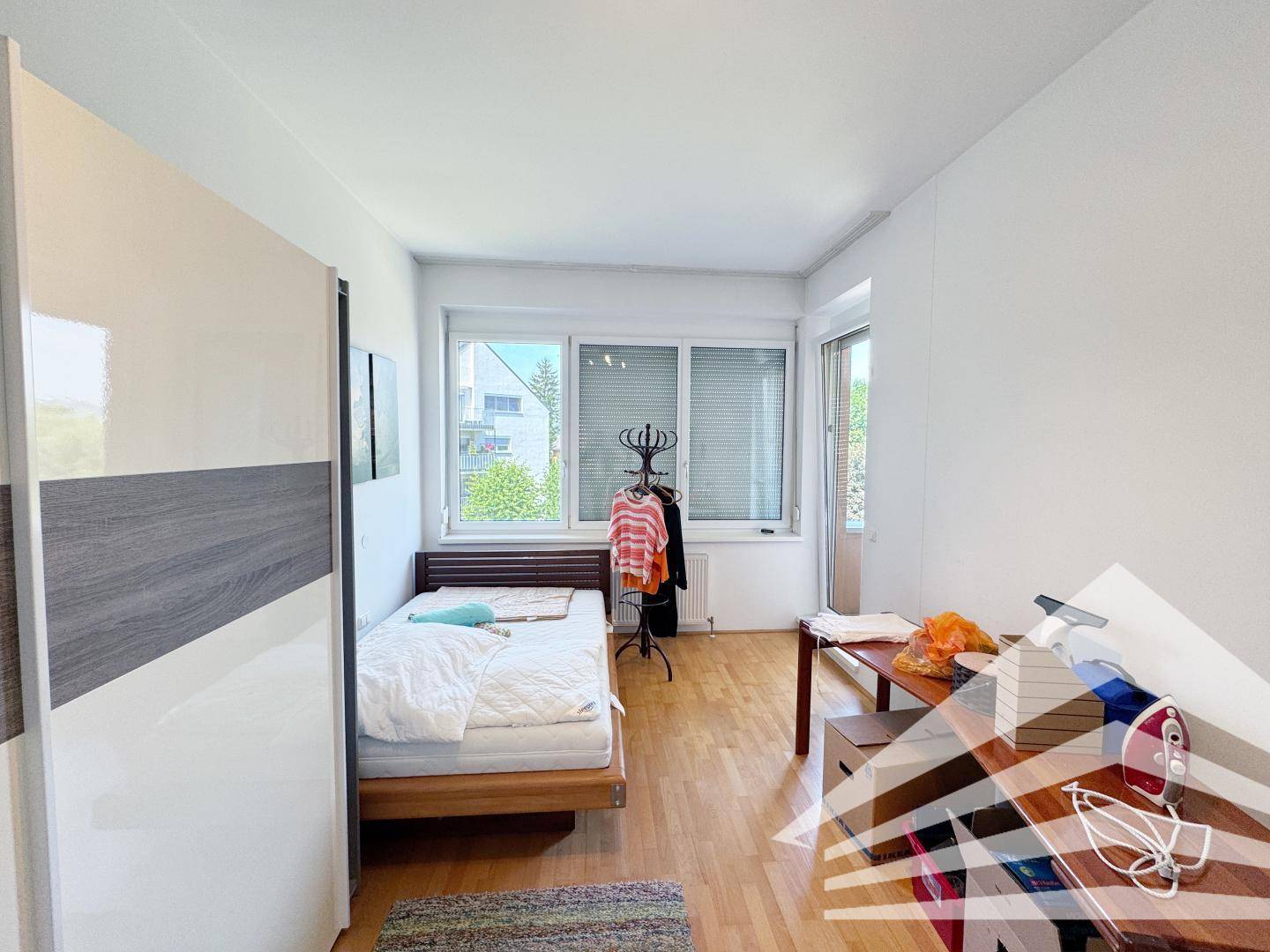 Büro/Kinderzimmer
