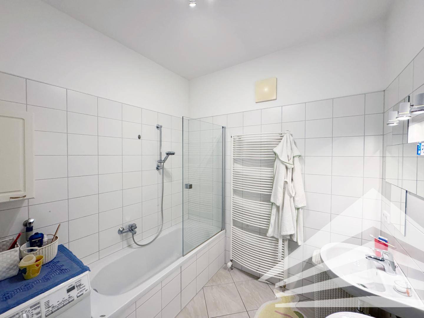 Badezimmer inkl. Wanne