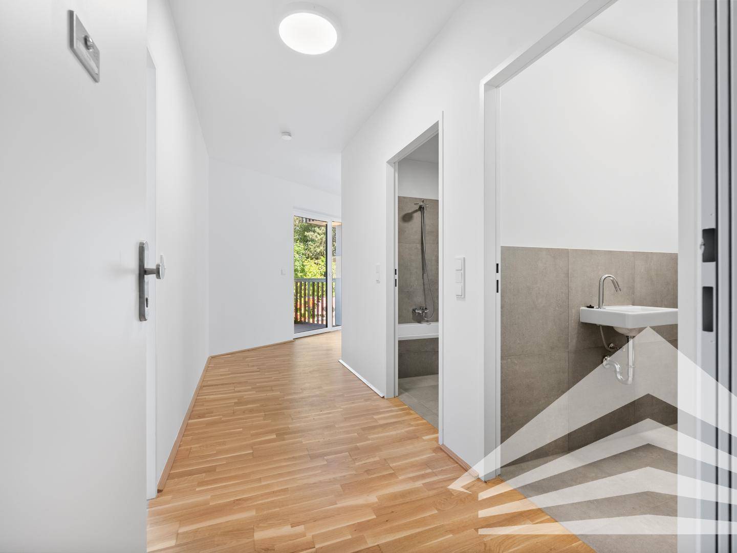 Eingang & Garderobe
