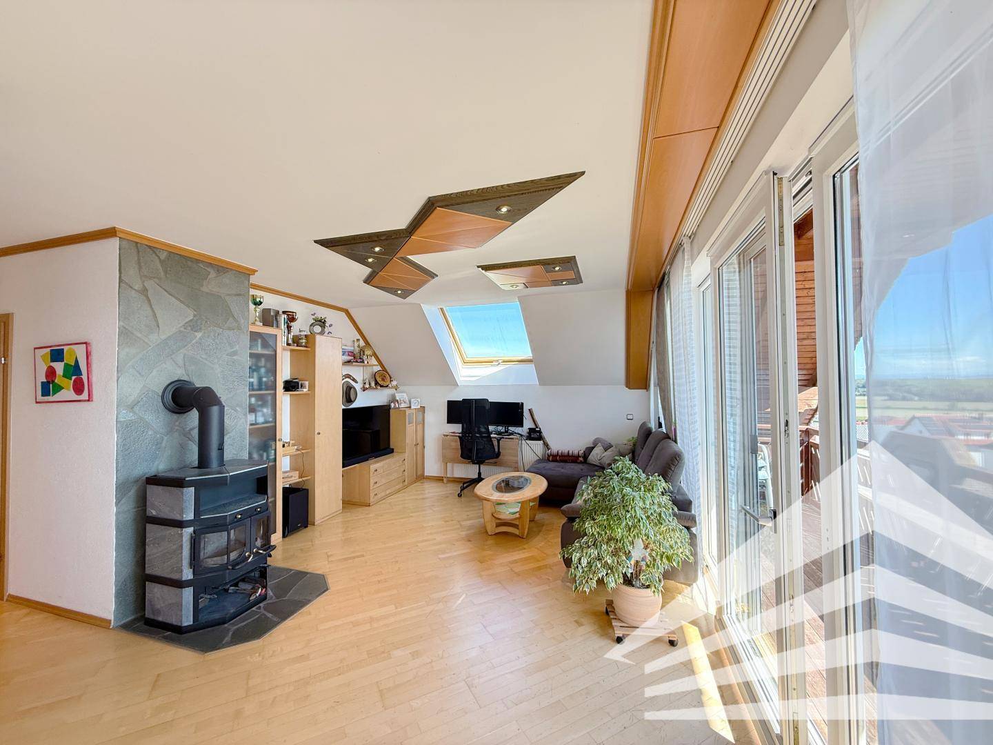 Wohnzimmer DG