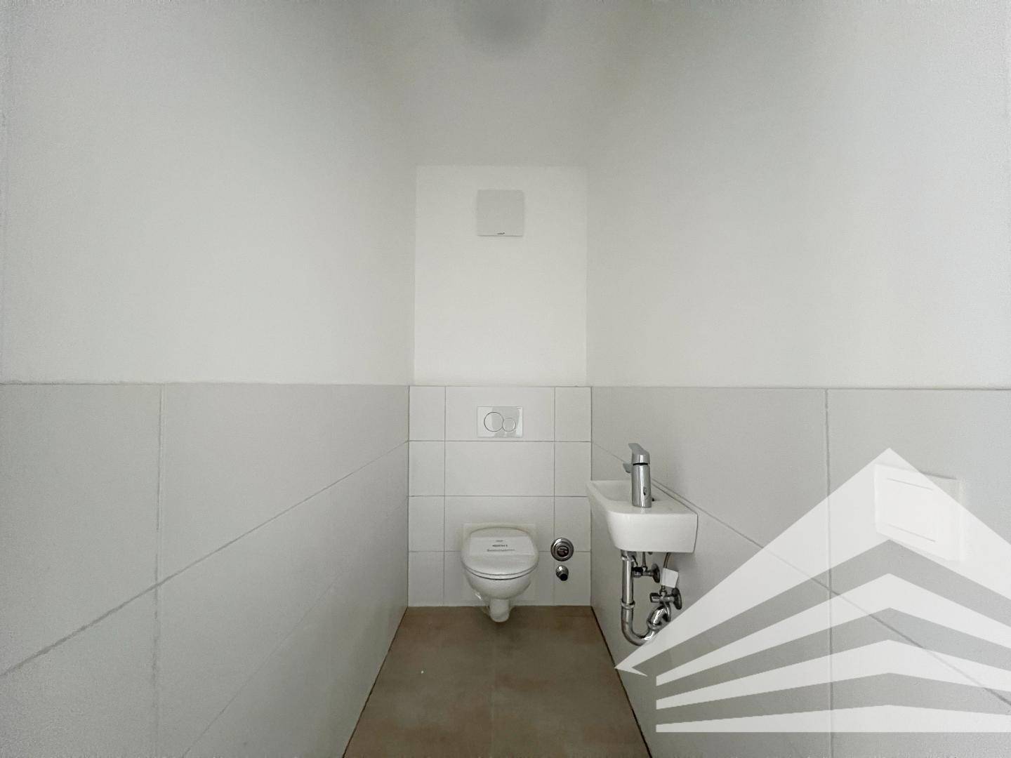 WC inkl. Handwaschbecken